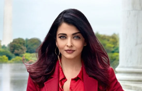 2-Second Scene That Landed Aishwarya Rai in Controversy 1 Aishwarya Rai Bachchan CNT cover Dec 2018