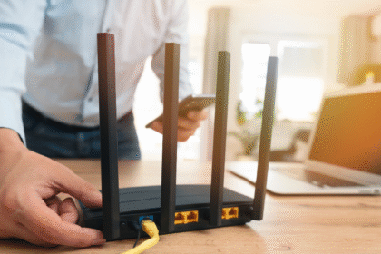 Businesses and Activists Unite Against Internet Slowdown