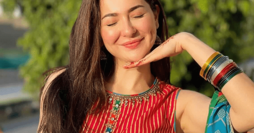 Hania Aamir Completes Eight Years in Showbiz