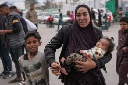 Israeli Strikes al Mawasi camp 696x342 1