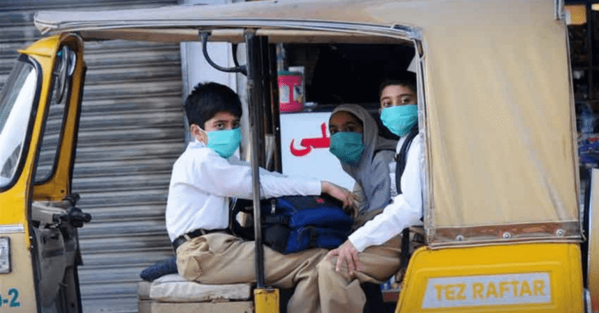 Lahore Cracks Down on Overloaded School Transport: Children Banned from Rickshaw Driver Seats 1 Kids Banned from Driver Seats
