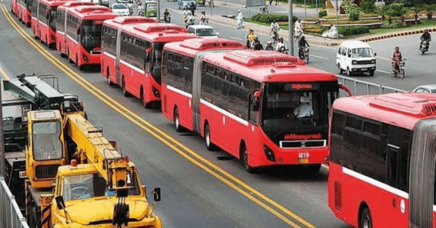 Lahore Metro Bus Service Grinds to a Halt