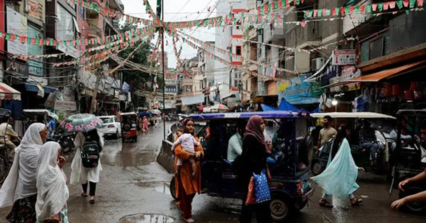 Indian Muslims Segregate for Security