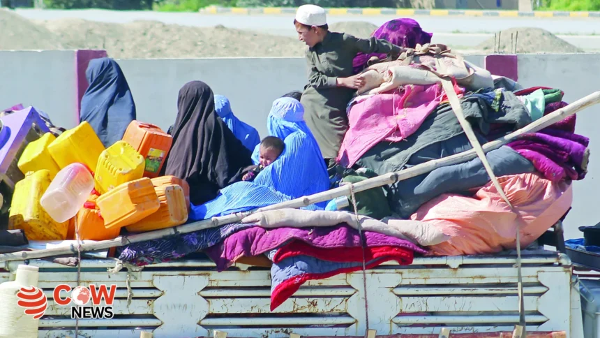 More than 100000 Afghans left Pakistan in April