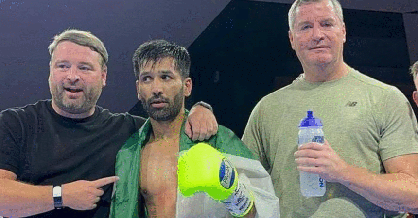 Muhammad Waseem Knocks Out Memishishi