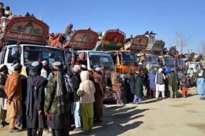 Pakistan Extends Registration Cards for 1.5 Million Afghan Refugees Amid UN Appeal 1