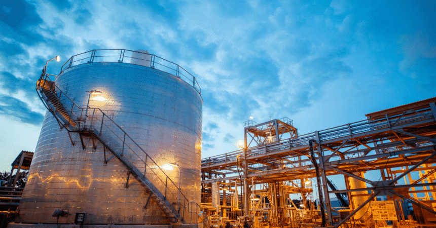 Pakistan Hits Energy Jackpot