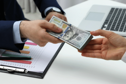 Pakistan Shuns 11 Interest Loan from Commercial Bank