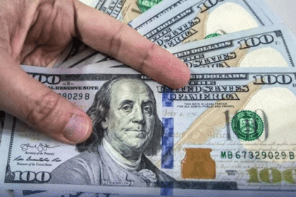 Pakistan seeks $1.75 billion loan from commercial banks to meet IMF conditions