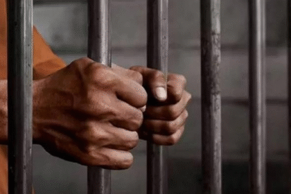 Fifty-six Pakistanis imprisoned in Sri Lankan jails have returned home