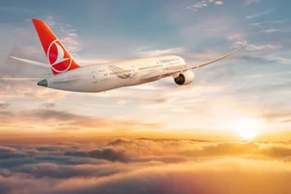 Turkish Airlines Pilot Dies