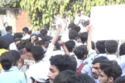 Punjab Government Reinstates College Registration