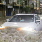 بارش کے طوفان نے پنجاب کو ڈبو دیا، بجلی غائب 1