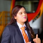 Nida Saleh Becomes Pakistans First Woman Train Driver 1