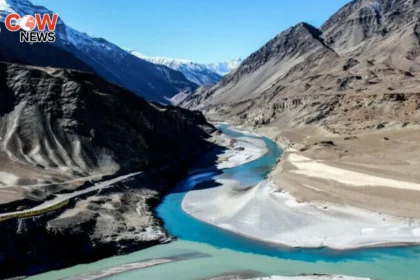 Pakistan Raises Indus Treaty Suspension at OIC Forum 1