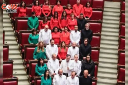 Italian Lawmakers Wear Palestinian Colors in Solidarity