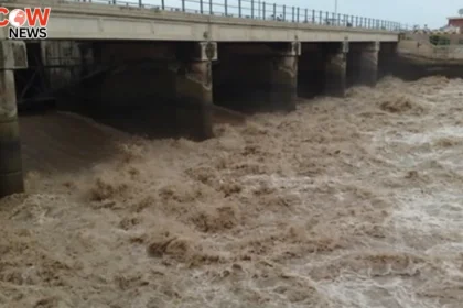Severe Flood Pressure Threatens Qadirabad Headworks Embankment