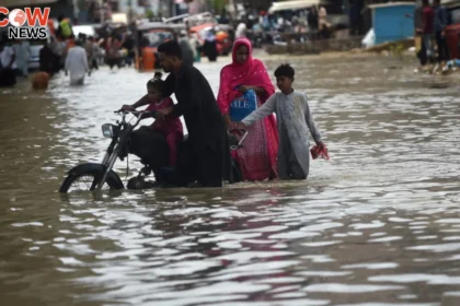 Karachi Floods: Malir & Lyari Rivers Submerge Neighborhoods 7 Karachi Floods Malir Lyari Rivers Submerge Neighborhoods