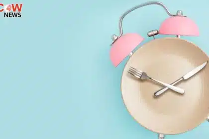 Late Night Dinners Linked to Higher Blood Sugar Risk