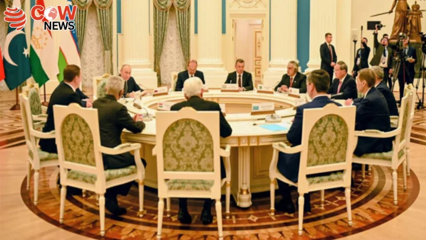 Ishaq Dar Meets Putin Agrees to Strengthen Regional Ties