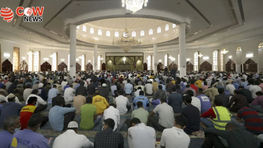 UAE Sets Unified Friday Prayer Time Across All Mosques