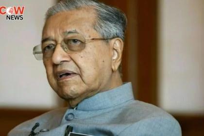Former Malaysian PM Mahathir Hospitalised After Fall