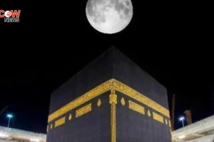 Moon to Appear Directly Above the Kaaba Tonight