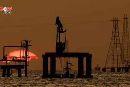 Oil slides as Iran–US nuclear talks and fresh U.S. tariff uncertainty weigh on markets