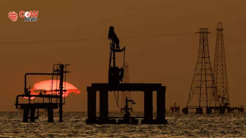 Oil slides as Iran–US nuclear talks and fresh U.S. tariff uncertainty weigh on markets