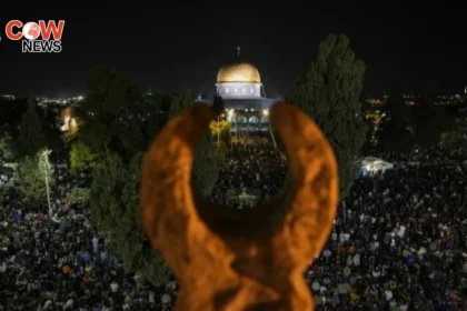 Tens of Thousands Gather at Al Aqsa for First Ramadan Tarawih
