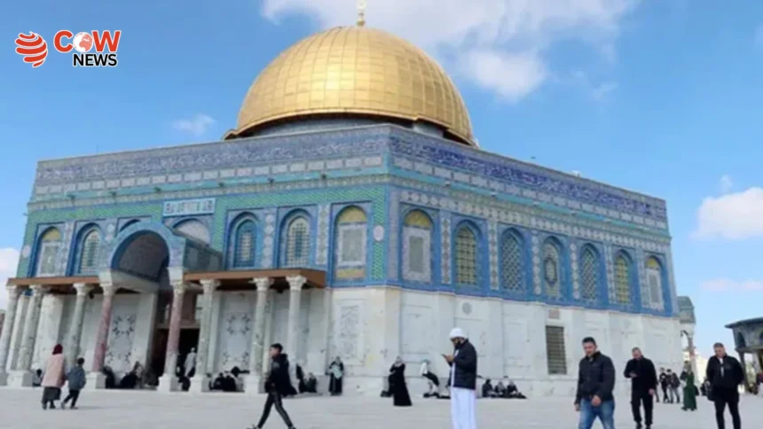 Israel Restricts Access to Holy Sites in Jerusalem