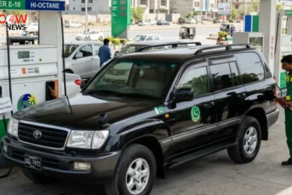 Pakistan bans high octane fuel use in official cars