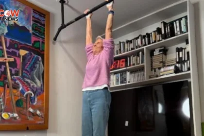 90 Year Old Woman Sets Dead Hang World Record