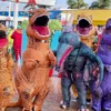 Canadian University Sets Dinosaur Costume Record