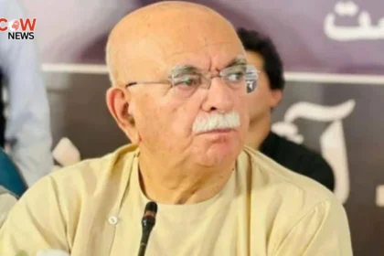 PTI Mardan Rally Sparks Rift Achakzai Left Unhappy
