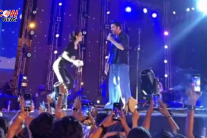 Fan Climbs Stage to Take Selfie with Atif Aslam in Karachi - The COW News