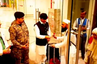 Hajj Return Flights Begin as Pilgrims Reach Pakistan - The COW News