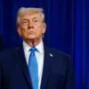 US Warships Cross Strait of Hormuz Amid Iran Attack Claim