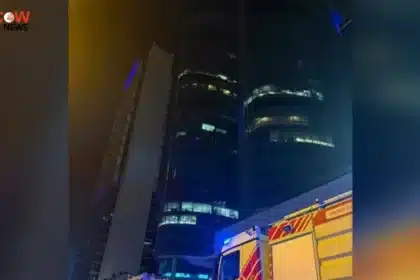 Fire Erupts at Dubai Emirates Financial Towers UAE Fire - The COW News