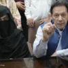 Imran Khan, Bushra Bibi Meet in Adiala Jail - The COW News