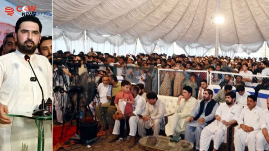 KP Chief Warns of Protest Over Khan Meeting Demand - The COW News