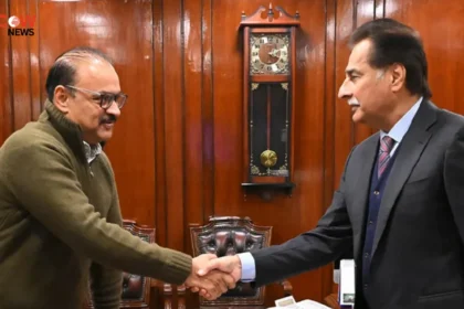 Govt Renews Offer for Talks to PTI to End Deadlock - The COW News