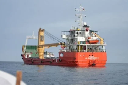 Iran Warns of Possible Strait of Hormuz Closure as US Naval Blockade Escalates - The COW News