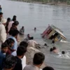 Muzaffargarh Canal Accident: Death Toll Rises to 12 - The COW News