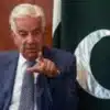 Khawaja Asif Opposes Imran Khan's Hospital Transfer - The COW News