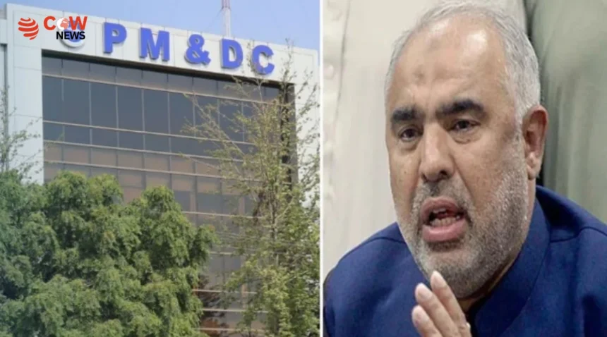 Asad Qaiser Urges Pakistan to Let Afghan Students Graduate - The COW News