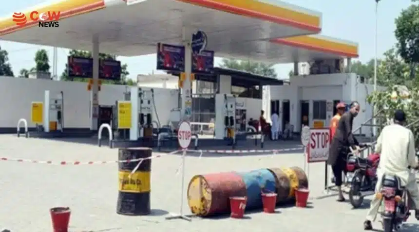 Fuel Reserve Crunch: Pakistan Faces Impending Petrol and Diesel Crisis 1 Fuel Reserve Crunch: Pakistan Faces Impending Petrol and Diesel Crisis - The COW News