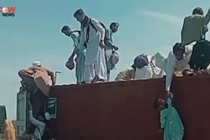 Islamabad Sealed With Containers Ahead of PTI Protest - The COW News